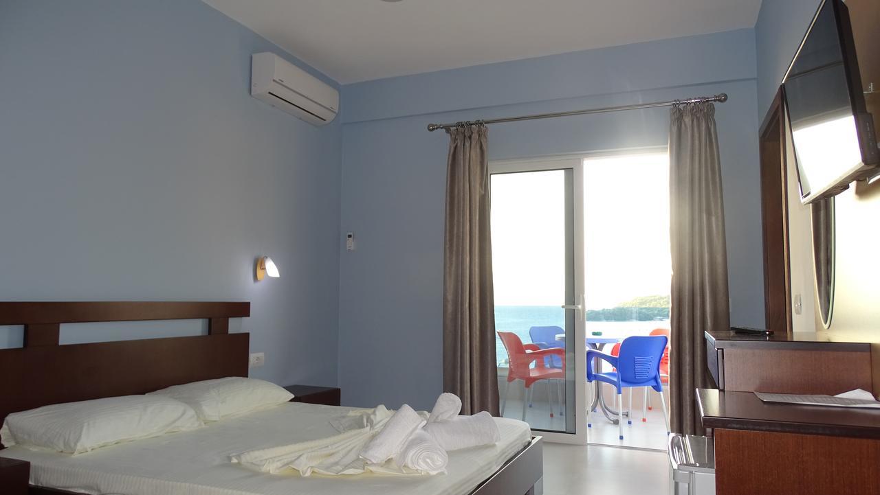 Hotel De Luna Ksamil Buitenkant foto